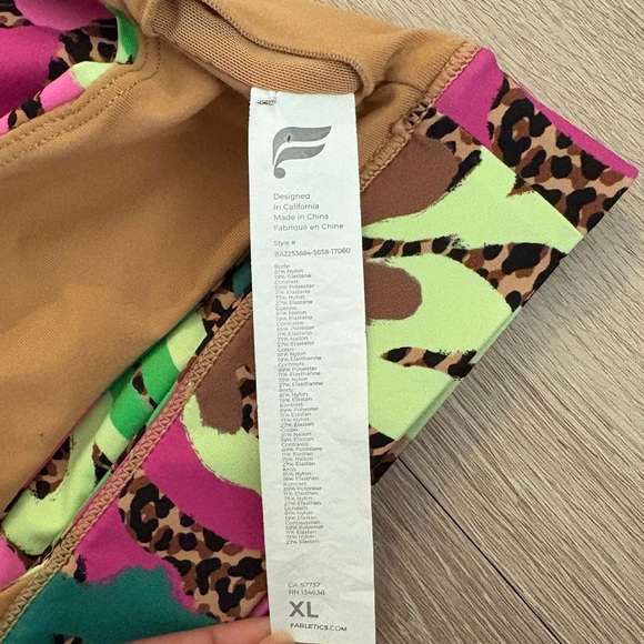 Fabletics Multicolor Sports Bra - Picture 14 of 14